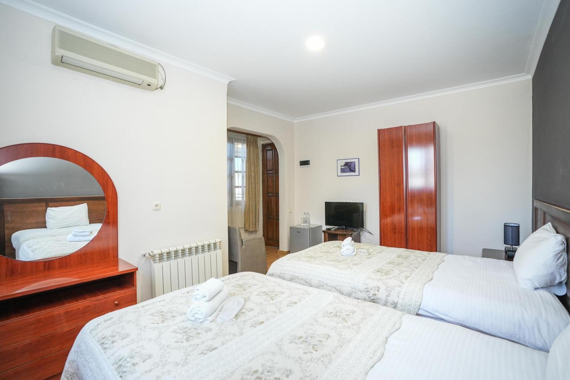 Beaumonde Hotel Tbilisi Esterno foto
