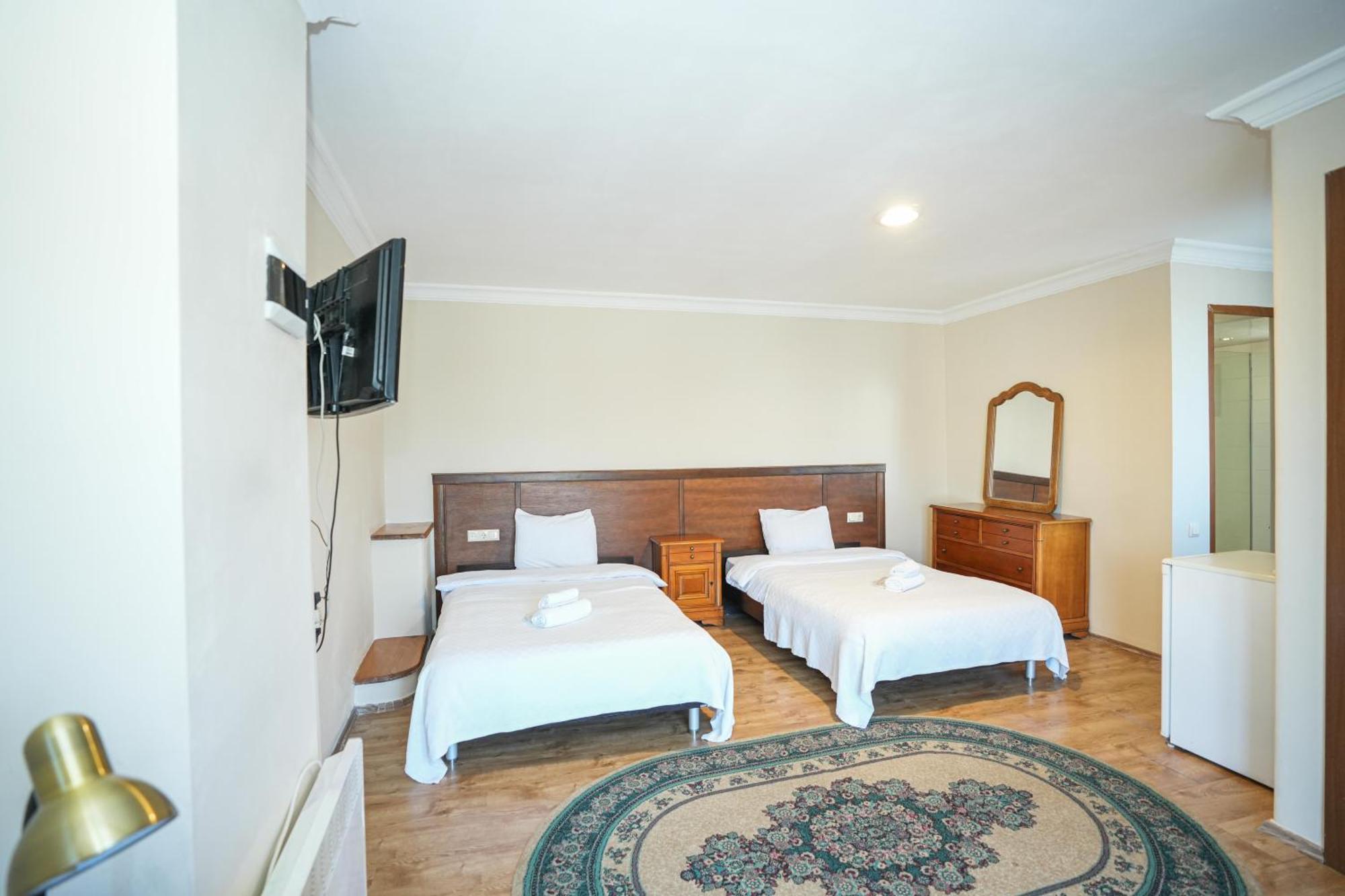 Beaumonde Hotel Tbilisi Esterno foto
