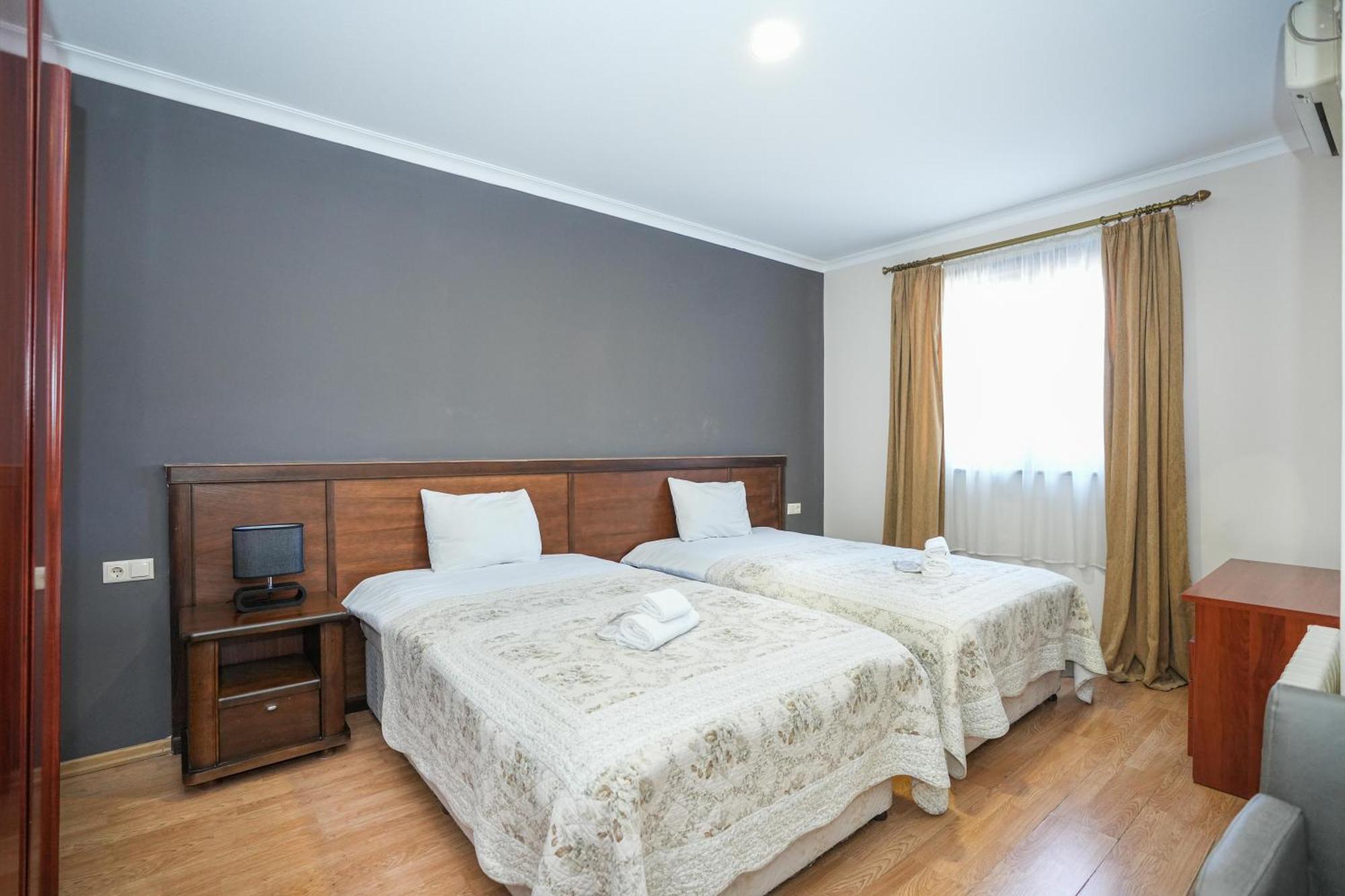 Beaumonde Hotel Tbilisi Esterno foto